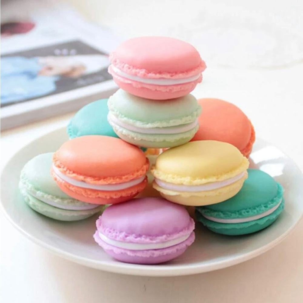 Macaroon Cases
